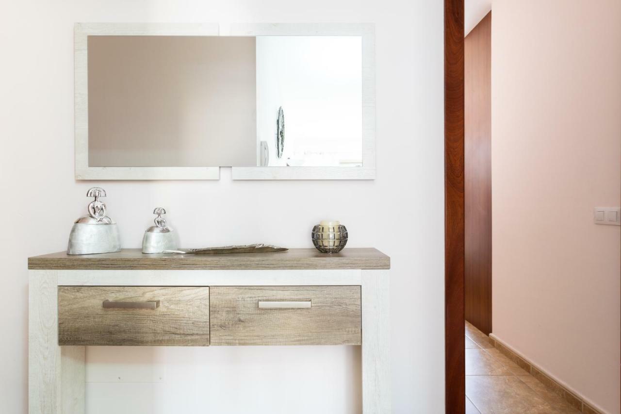 Charming Apartment & Diving Ла-Рестінґа Екстер'єр фото